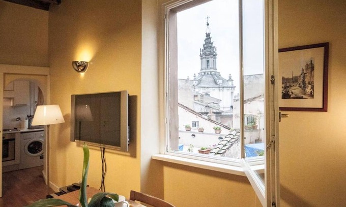 Rione VIII Sant'Eustachio Apartment | Penthouse with fantastic views of the monuments of Rome!nFree wi-fi