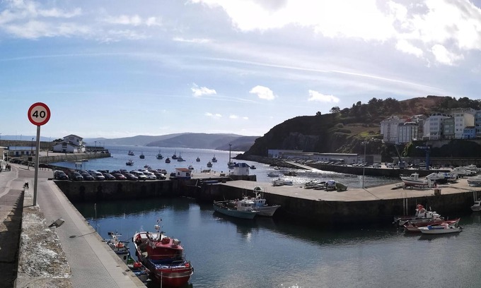 Malpica de Bergantinos Apartment | PENTHOUSE WITH TERRACE ON THE BEACH