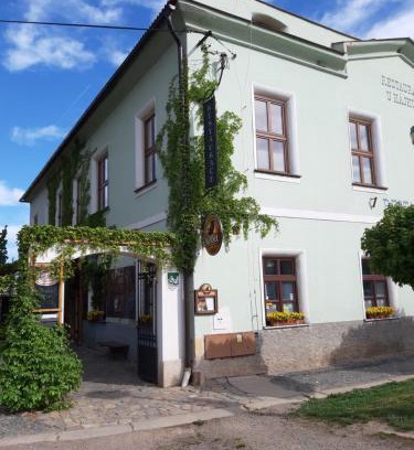 Kolin 2 Hotel | Penzion a restaurace U Hájků
