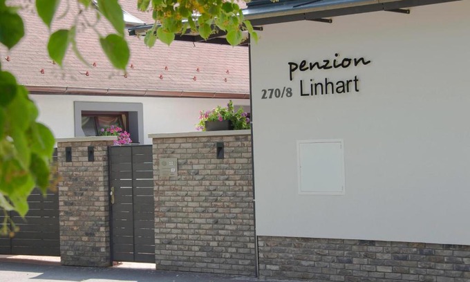 Podebrady House | Penzion Linhart