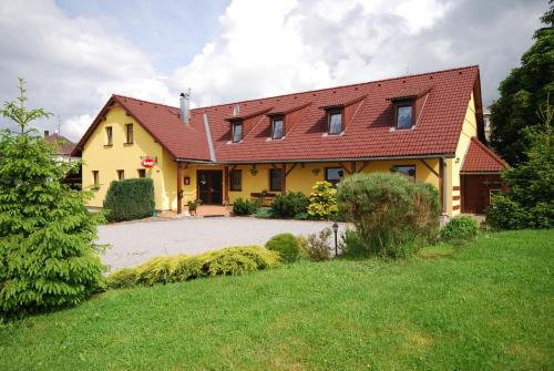 Karlovy Dvory House | Penzion Lipno Jantar
