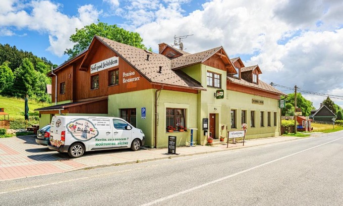 Svetla pod Jestedem Hotel | Penzion pod Ještědem