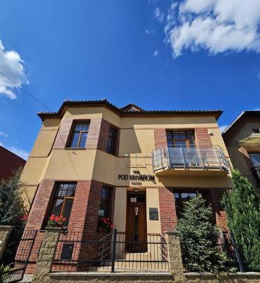 Liptovsky Hradok House | Penzion pod Krivanom