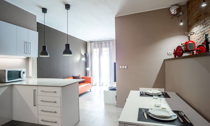 Figueres Apartment | PEP VENTURA, PEP01 - Moderno Apartamento con llave inteligente