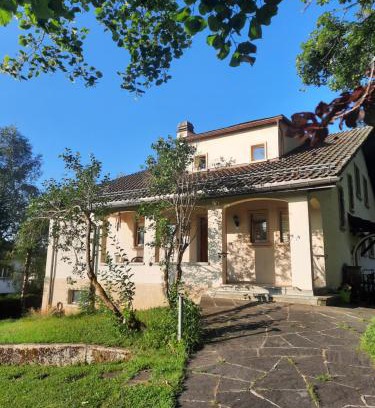 La Chaux-de-Fonds Bed & Breakfast | Pepper House