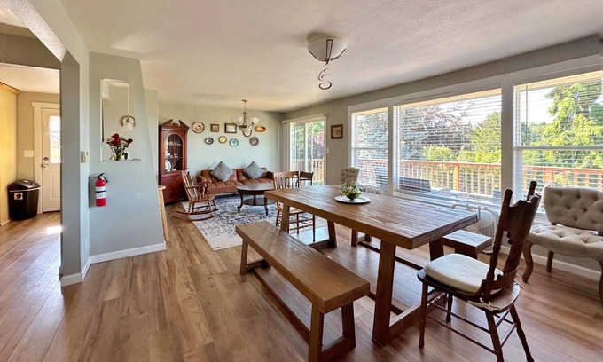 Lake Forest Park House | Perch - LFP View Home: Cozy 4BR Home, Lake Washington View Deck, Backyard