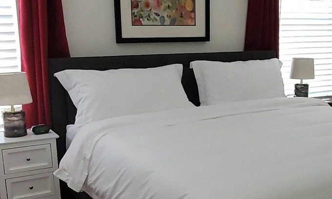 Sandalwood House | PERFECT Large Families and Groups - 4 Bedroom Furnished Entire House