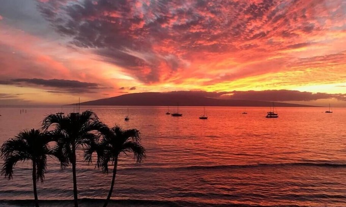 Historic Lahaina Front Street Apartment | Perfect location and Unbelievable Views at Lahaina Roads