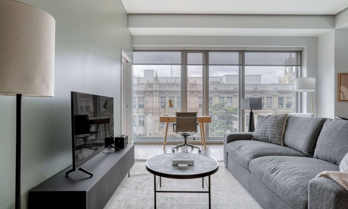 Civic Center Apartment | Perfect Soma 2BR w/Pet Spa, Gym & On-Site Yoga, by Blueground