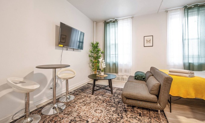 Rose Hill Apartment | Perfect Studio in Prime Location