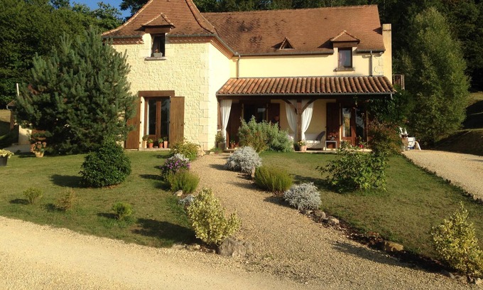 Valojoulx House | Perigordian house, 3 bedroom, 2 bathrooms, private heated pool in Lascaux region