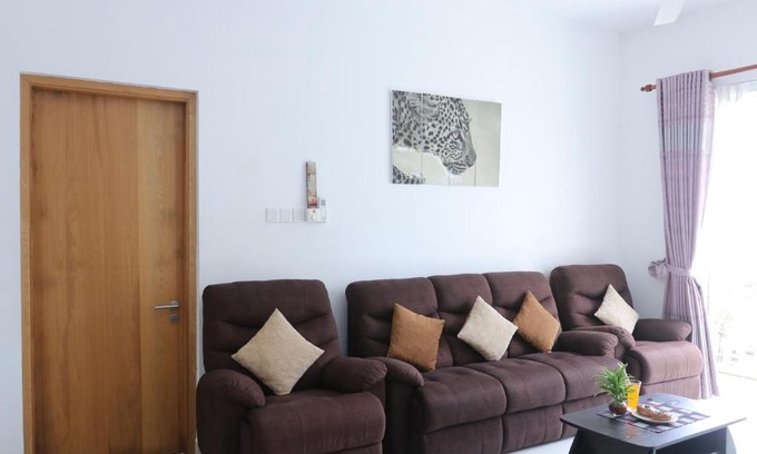 Mount Lavinia Apartment | Perinsha Ocean Apartment- Elysian Residencies@Mount Lavinia