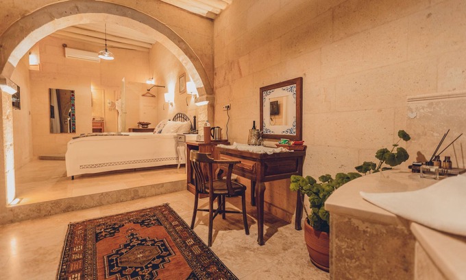 Uchisar Hotel | Peristyle Cave Cappadocia - Special Class
