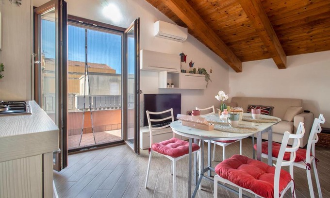 La Pietraia Apartment | Perla Marina, Attico a 200 metri dal mare