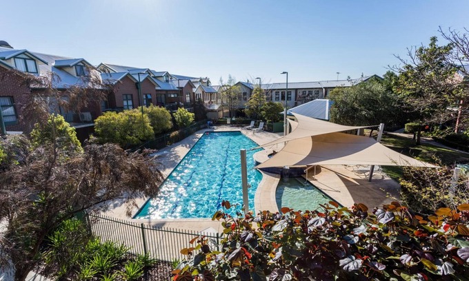 Ascot Apartment | Perth Ascot Central Apartment Hotel