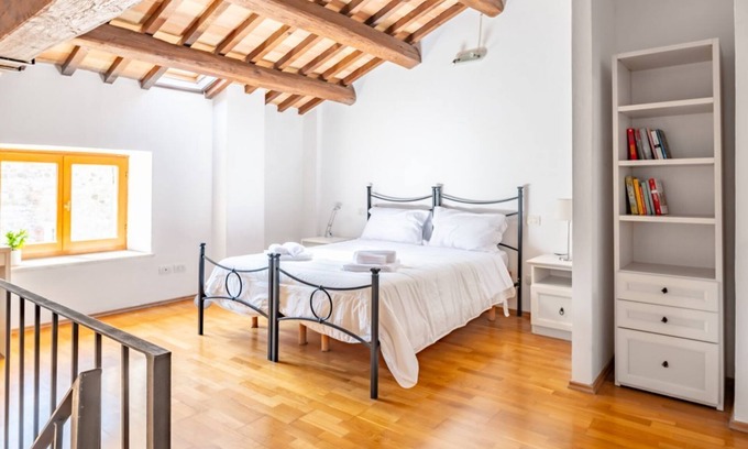 Old Town Apartment | Perugia Tranquil Hideaway Apartment!