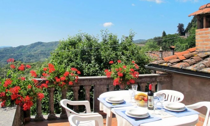 Gello Apartment | Pervinca by Interhome