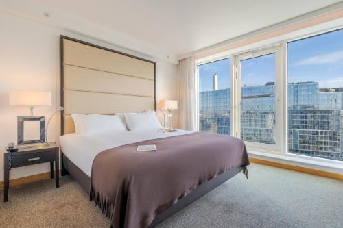Queenstown Hotel | Pestana Chelsea Bridge Hotel & SPA