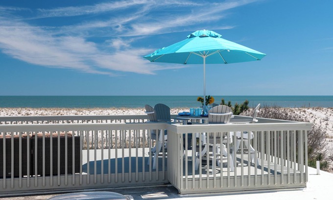 South Beach Haven Condo | PET Friendly 2BR OCEANFRONT Perfect for Small Family or Couple