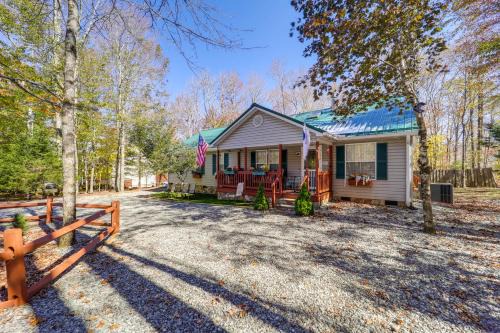 Charter Hills House | Pet-Friendly Beech Mtn home, 2 Mi to SkiingandHiking