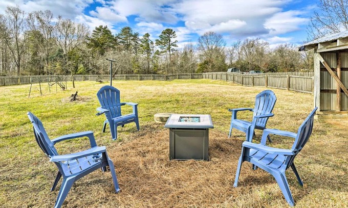 Greensboro House | Pet-Friendly Greensboro Vacation Rental!