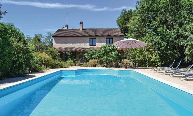 Flaujac-Poujols House | Pet friendly home in Flaujac-Poujols
