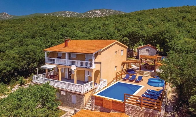 Donji Zagon House | Pet friendly home in Donji Zagon