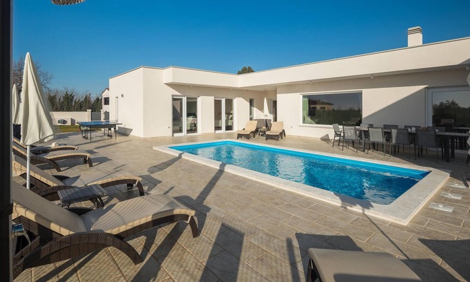 Babici House | Pet friendly home in Babici
