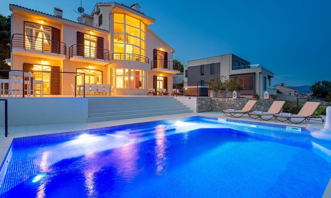 Bregi House | Pet friendly home in Matulji with sauna