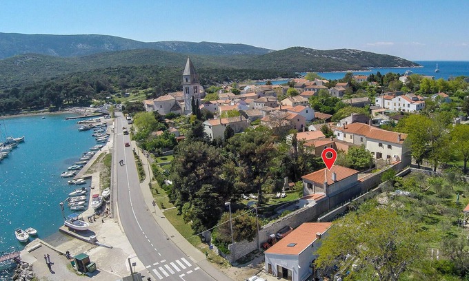 Mali Losinj House | Pet friendly home in Osor