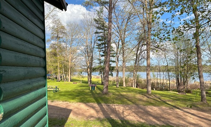 Nevis Cabin | Pet Friendly! Lakeside Two Bedroom Cabin at Green Valley Resort