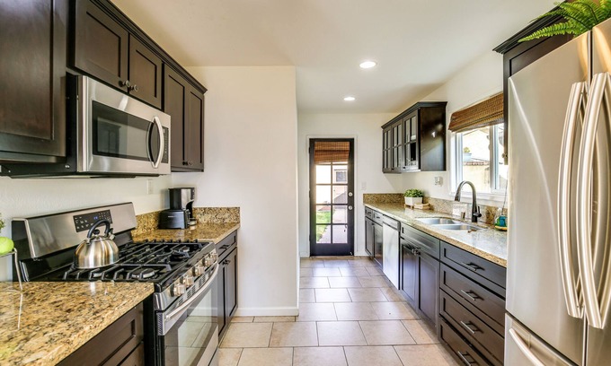 North Long Beach House | Pet-Friendly Long Beach Bungalow w/Patio & Yard