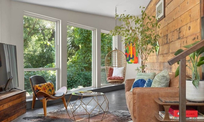 North Park House | Pet-Friendly Modern Stay by Downtown & Airport
