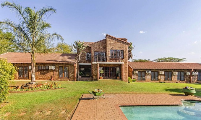 Equestria House | Peter's Guesthouse