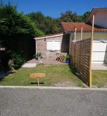 Biganos Apartment | Petite habitation meublée