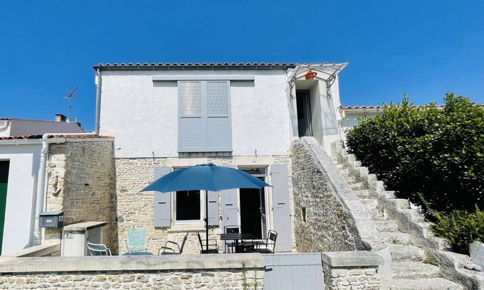 Saint-Georges-d'Oleron Villa | Petite Maisoncoeur de Village
