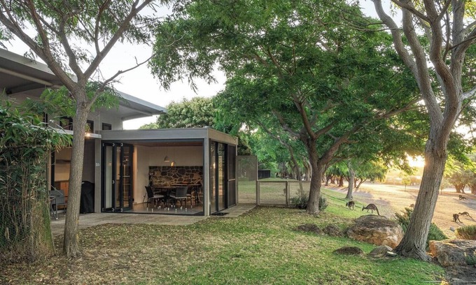 Yallingup Cabin | Petra Olive 4 - One Bedroom Apartment, Sleeps 2