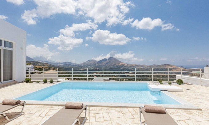 Mariou Villa | Petres villa 2,Private pool,Near tavern & Plakias
