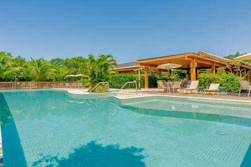 Castelo da Torre Apartment | PF114 Cozy Apartment Praia do Forte