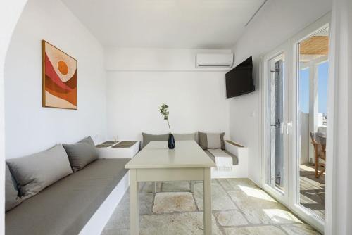 Piso Livadi Apartment | Phaedrus Living Paros Cycladic Residences 9