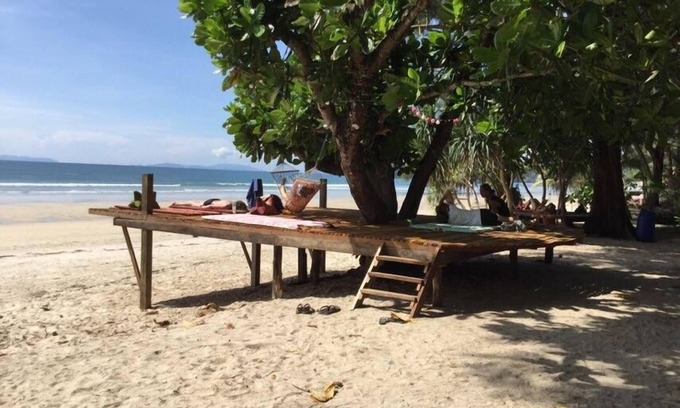 Ranong Hotel | Phayam Coconut Beach Resort