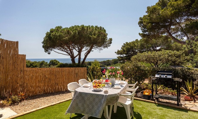 Giens House | Photinia, mobile home with sea view