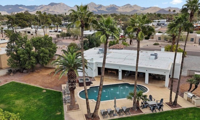 North Scottsdale House | Pickleball+SportCt+HeatedPool+AwesomeYard!