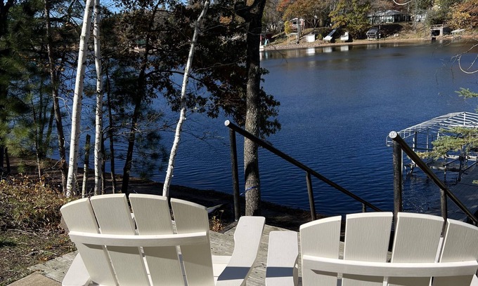 Sturgeon Lake Cabin | Picturesque Up North Lakeside Family Getaway