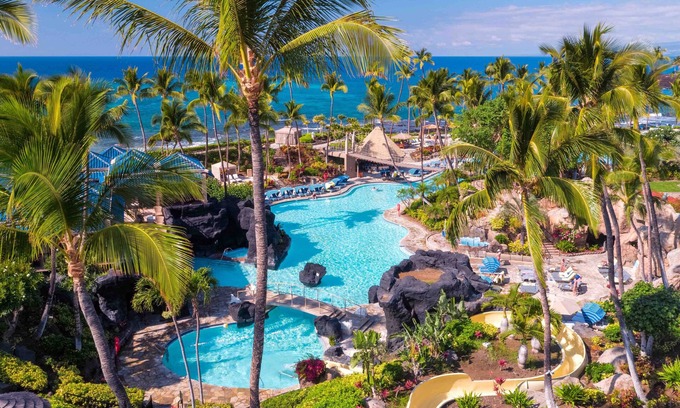 Kulalani House | ❤️PiH❤️ Hawaiiana Escape ★ Hilton Resort Passes ★ Beach Club Access ★ Near Pools ★