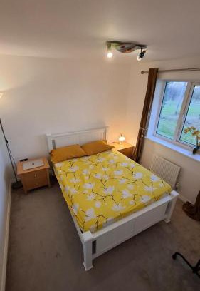 Colchester Bed & Breakfast | Pine tree House