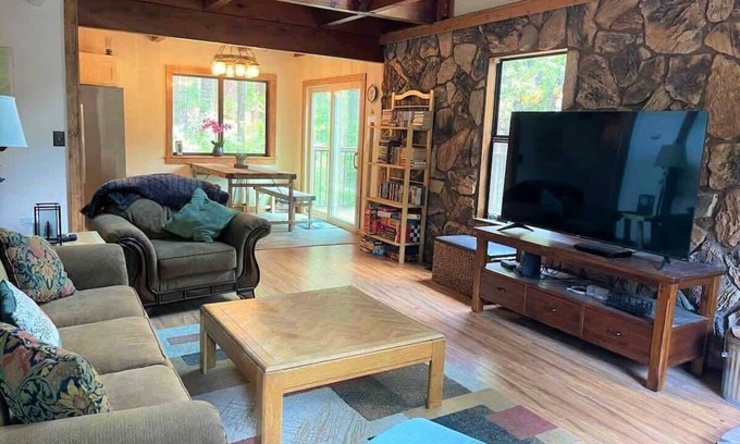 Cold Springs House | Pinecrest Escape Summ