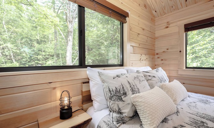 Lincoln House | PineHaus - Brand New Log Cabin at Harvard Brook