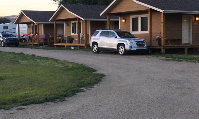 Silver Star Cabin | Pioneer Mountain Cabins - Cabin 4