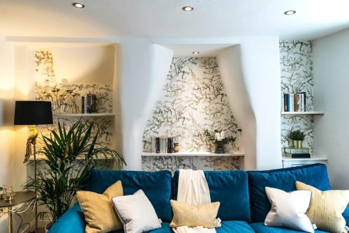 Bristol Floating Harbour Apartment | Pipe Lane - Charming 3 Bedroom House
